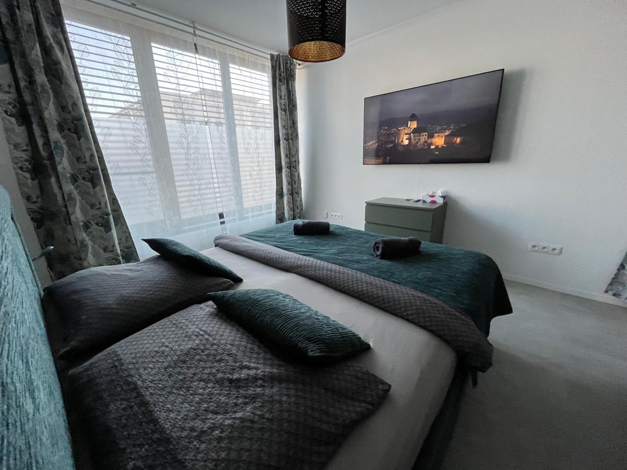 Deluxe Apartment Trencin Luaran gambar